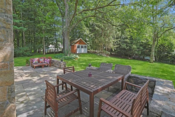 Backyard, Detached Garage, Exterior