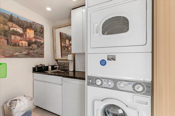 Interior, Recessed Lighting, Utility Closets, Washer