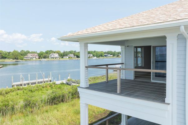 Exterior, Water