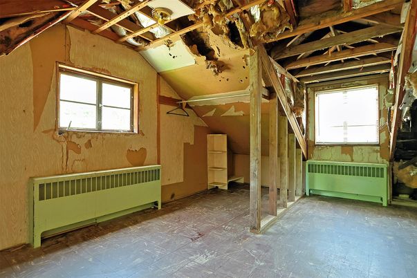 Empty room, Interior, Wooden Beams, Wooden Walls