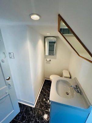 Bathroom, Interior, Marble, Recessed Lighting