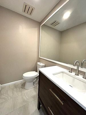 Bathroom, Interior, Marble, Recessed Lighting