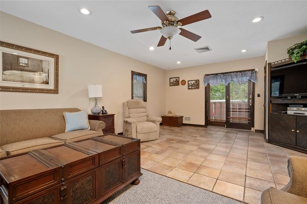 Interior, Recessed Lighting
