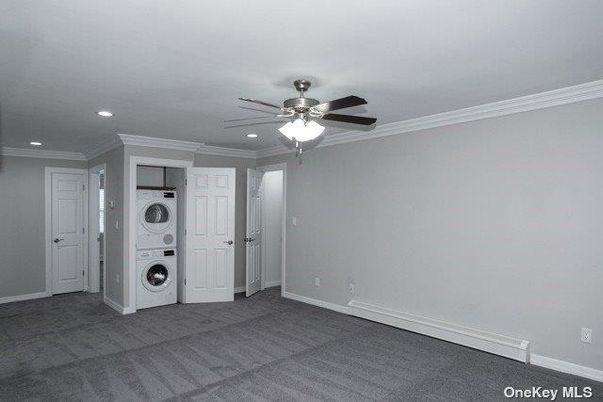 Empty room, Interior, Recessed Lighting, Utility Closets, Washer