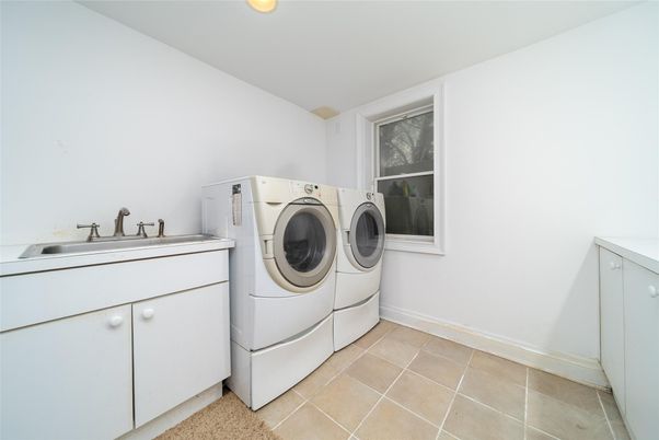 Interior, Recessed Lighting, Washer