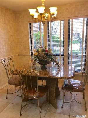 Chandelier, Dining room, Interior