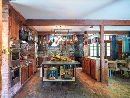 Chandelier, Dining room, Interior, Kitchen, Stainless Steel Appliances, Wood Texture Flooring