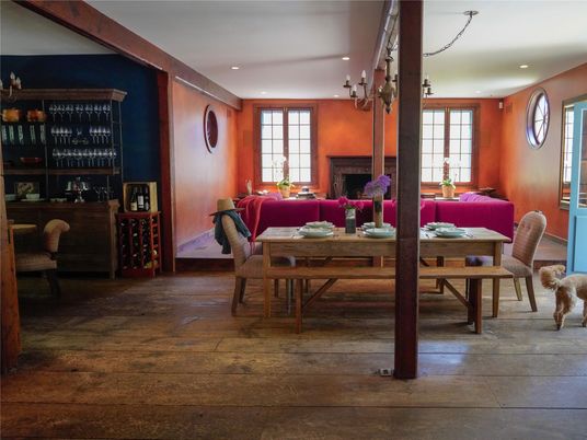 Chandelier, Dining room, Fireplace, Interior, Recessed Lighting, Wood Texture Flooring