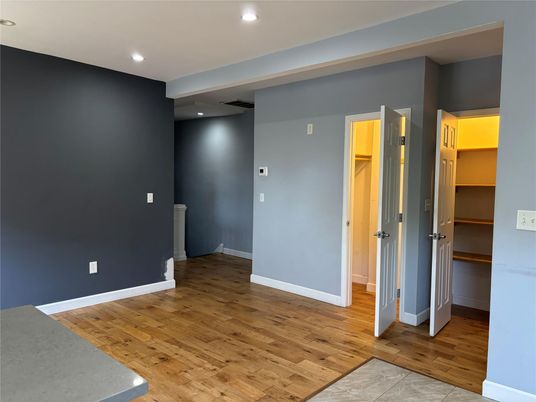 Empty room, Interior, Recessed Lighting, Wood Texture Flooring