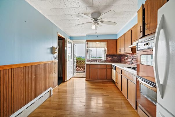Interior, Kitchen, Wood Texture Flooring