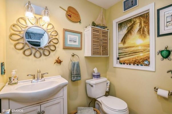 Bathroom, Interior