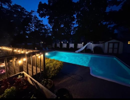 Exterior, Playground, Pool