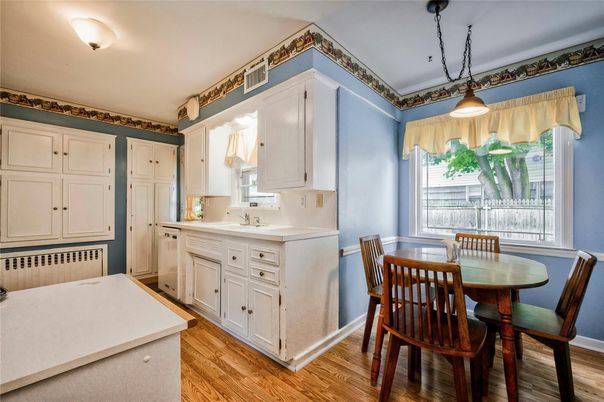 Dining room, Interior, Kitchen, Pendant Lights, Wood Texture Flooring