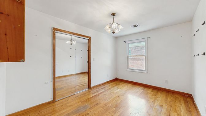 Chandelier, Empty room, Interior, Wood Texture Flooring