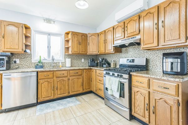 Interior, Kitchen, Stainless Steel Appliances
