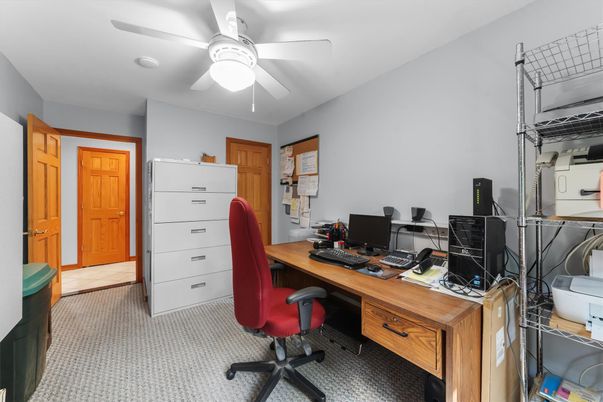 Home Office, Interior