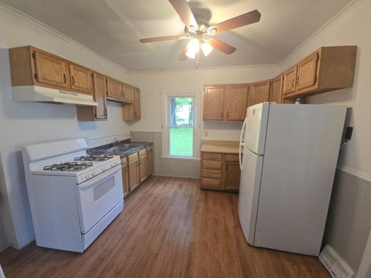 Interior, Kitchen, Wood Texture Flooring