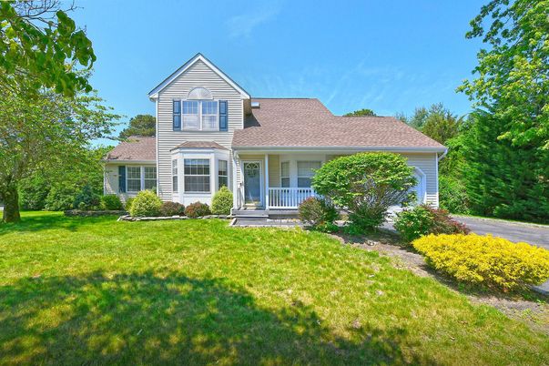 Attached, Backyard, Exterior, Facade, Farmhouse