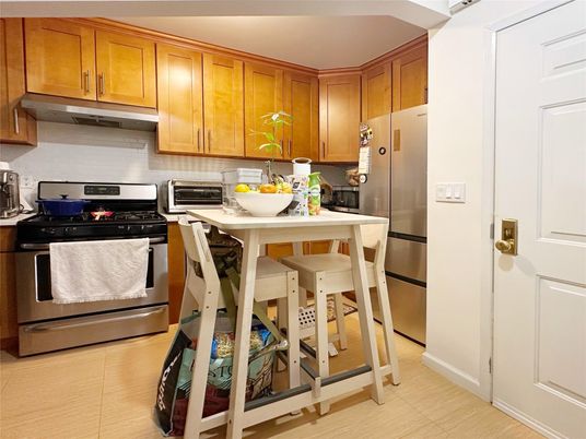 Interior, Kitchen, Stainless Steel Appliances