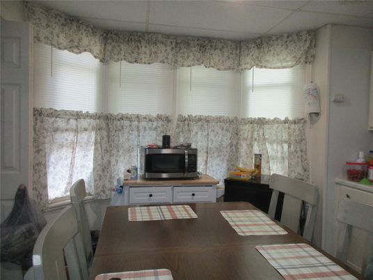 Dining room, Interior