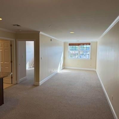 Empty room, Interior, Recessed Lighting