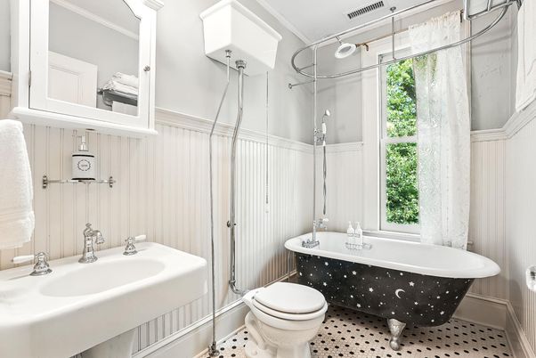 Bathroom, Free Standing Baths, Interior