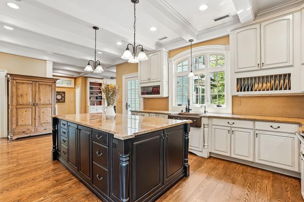 Interior, Kitchen, Pendant Lights, Recessed Lighting, Wood Texture Flooring