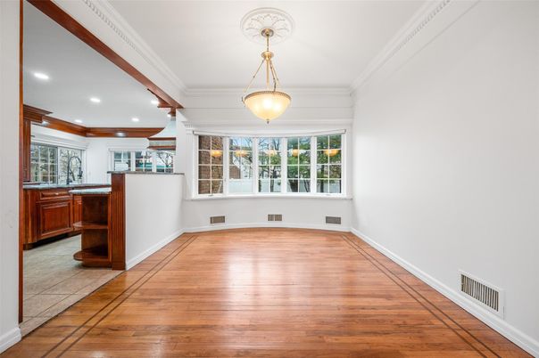 Interior, Pendant Lights, Recessed Lighting, Wood Texture Flooring