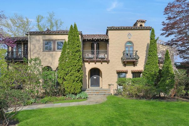 Backyard, Exterior, Facade, Mediterranean
