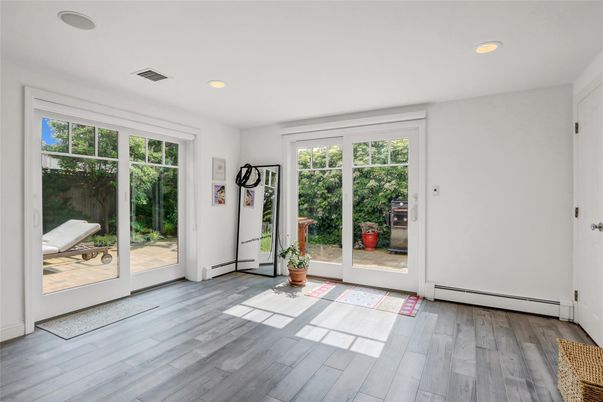 Interior, Recessed Lighting, Wood Texture Flooring