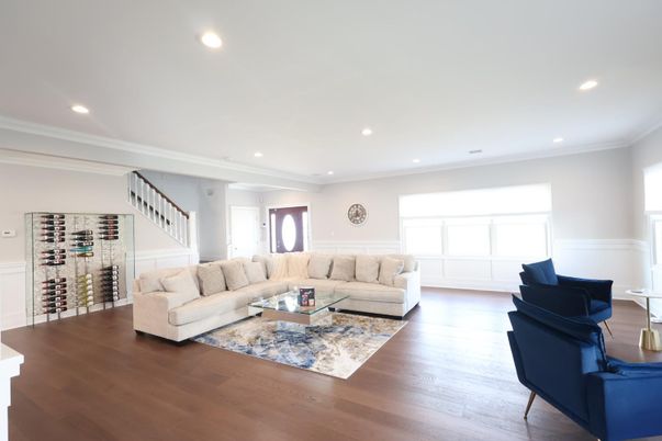 Interior, Living room, Recessed Lighting, Wine Storage, Wood Texture Flooring