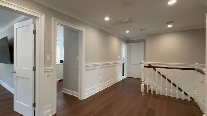Interior, Recessed Lighting, Wood Texture Flooring