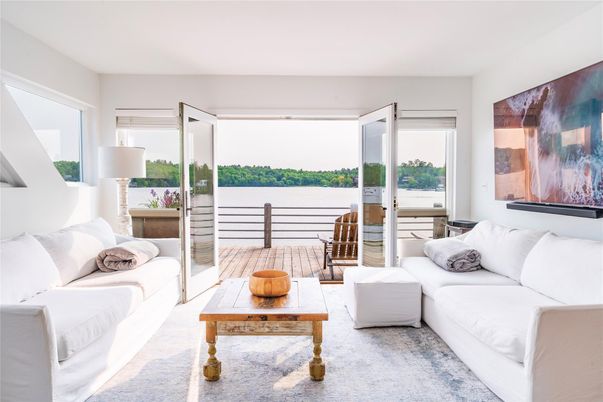 Interior, Living room, Water