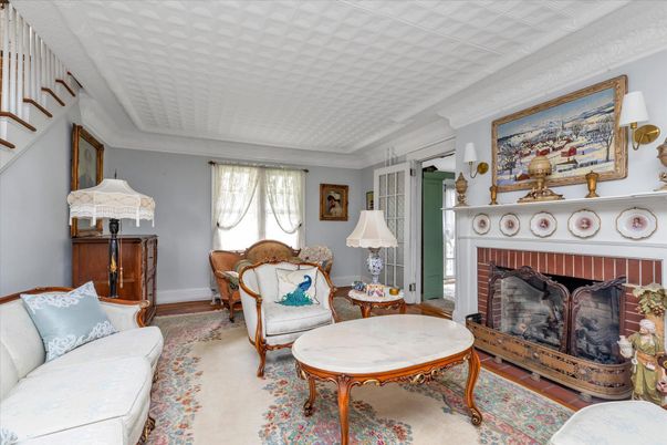 Fireplace, Interior, Living room