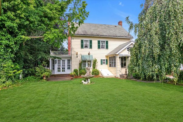Backyard, Exterior, Facade, Georgian