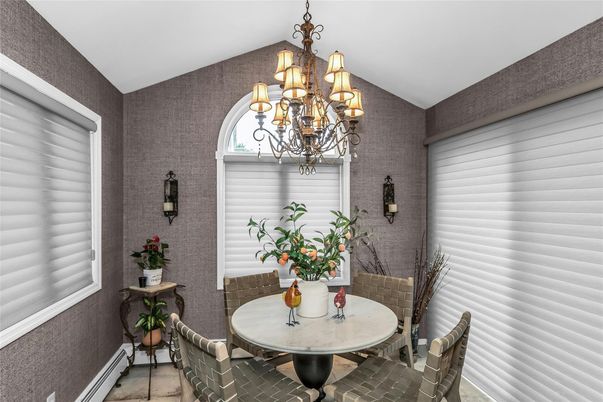 Chandelier, Dining room, Interior