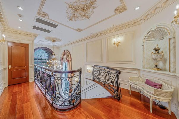 Chandelier, Interior, Recessed Lighting, Wood Texture Flooring