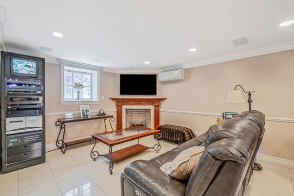Fireplace, Interior, Living room, Recessed Lighting