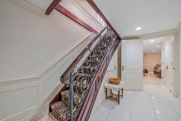 Interior, Recessed Lighting