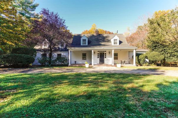 Backyard, Exterior, Facade, Cape Cod