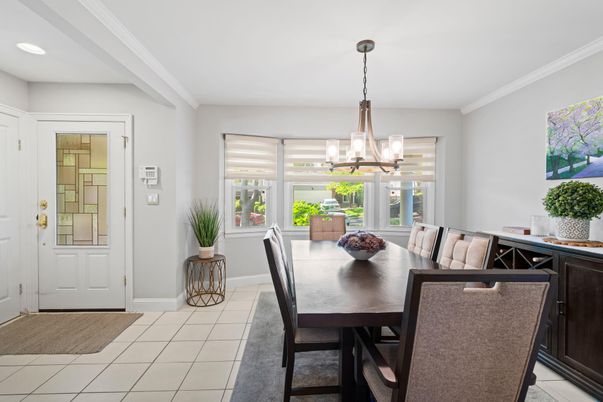 Dining room, Interior, Pendant Lights, Recessed Lighting