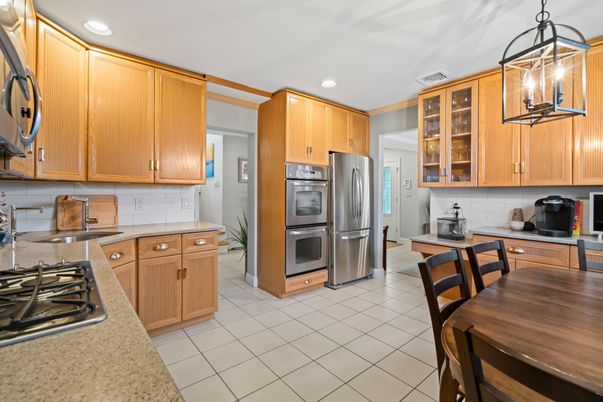 Dining room, Interior, Kitchen, Pendant Lights, Recessed Lighting