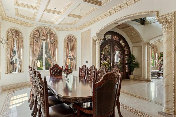 Dining room, Interior, Recessed Lighting