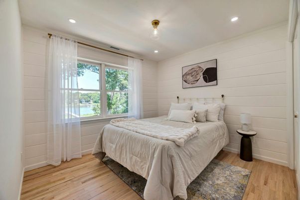 Bedroom, Interior, Recessed Lighting, Wood Texture Flooring