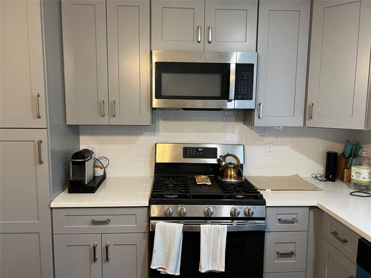 Interior, Kitchen, Stainless Steel Appliances