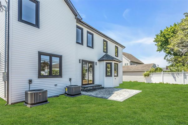 Backyard, Exterior, Hot Tub