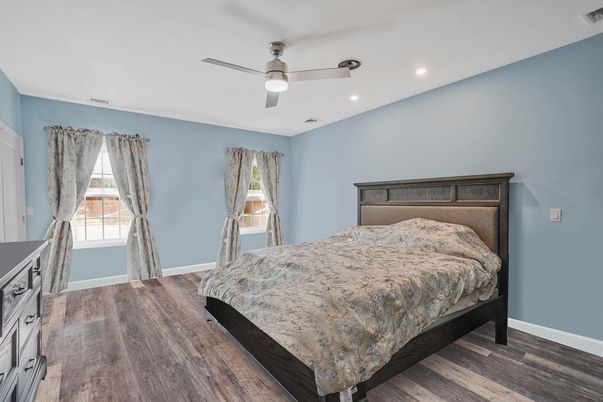 Bedroom, Interior, Recessed Lighting, Wood Texture Flooring