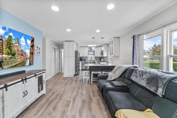 Interior, Kitchen, Living room, Pendant Lights, Recessed Lighting, Stainless Steel Appliances, Wood Texture Flooring