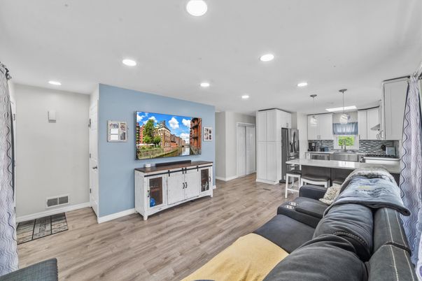 Interior, Kitchen, Living room, Pendant Lights, Recessed Lighting, Wood Texture Flooring