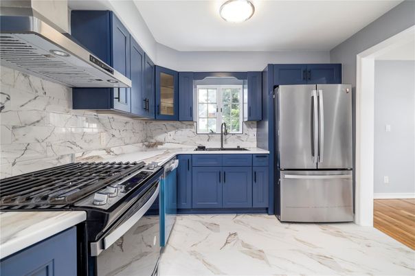 Interior, Kitchen, Marble, Marble Walls, Stainless Steel Appliances, Wood Texture Flooring